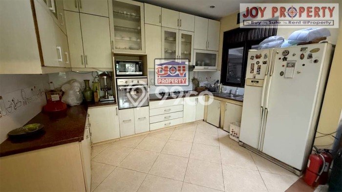 Rumah Mewah Siap Huni LT 1295m2 di Cilandak, Jakarta Selatan Rumah Mewah Siap Huni LT 1295m2 di Cilandak, Jakarta Selatan