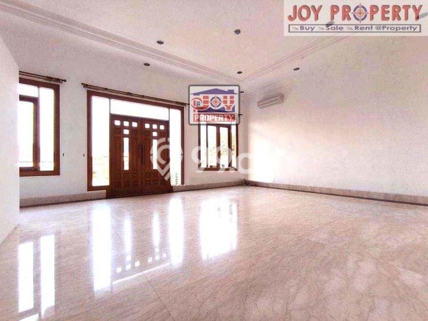 Disewakan! Rumah 5 Kamar Tidur &
4 Kamar Mandi di Intercon, Jakarta Barat Disewakan! Rumah 5 Kamar Tidur &
4 Kamar Mandi di Intercon, Jakarta Barat