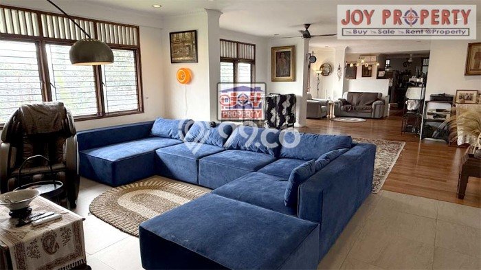 Rumah Mewah Siap Huni LT 1295m2 di Cilandak, Jakarta Selatan Rumah Mewah Siap Huni LT 1295m2 di Cilandak, Jakarta Selatan