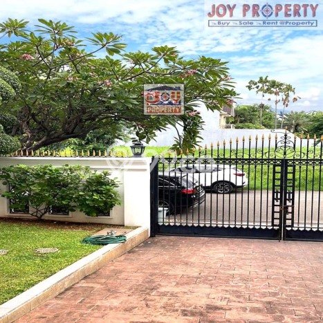 Rumah Luxury Modern Tanpa Renovasi di Pantai Indah Kapuk Jakarta Utara Rumah Luxury Modern Tanpa Renovasi di Pantai Indah Kapuk Jakarta Utara