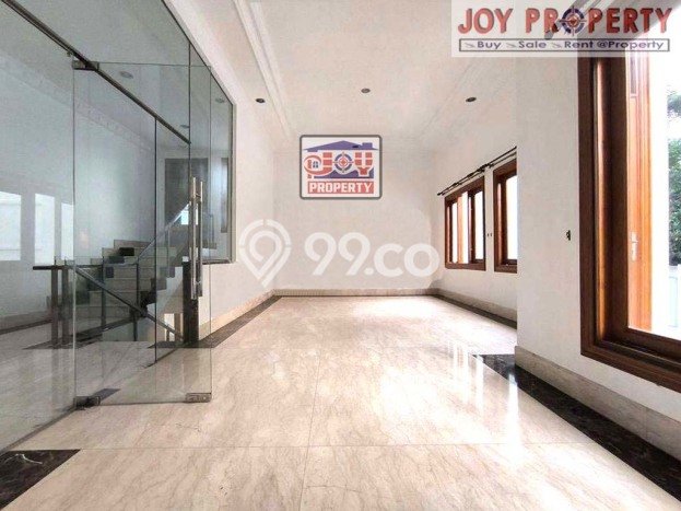 Disewakan! Rumah 5 Kamar Tidur &
4 Kamar Mandi di Intercon, Jakarta Barat Disewakan! Rumah 5 Kamar Tidur &
4 Kamar Mandi di Intercon, Jakarta Barat