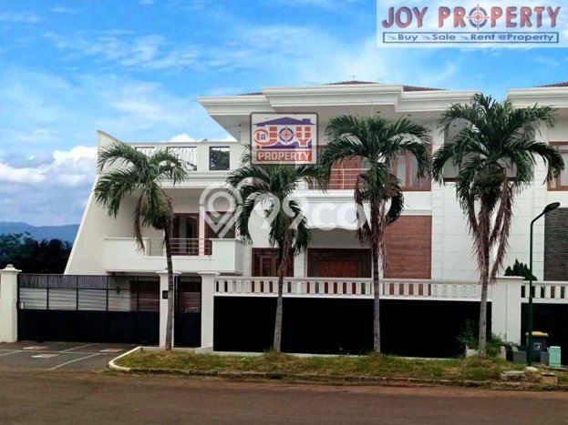 Disewakan! Rumah 5 Kamar Tidur &
4 Kamar Mandi di Intercon, Jakarta Barat Disewakan! Rumah 5 Kamar Tidur &
4 Kamar Mandi di Intercon, Jakarta Barat