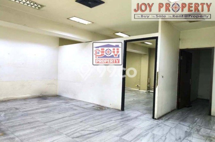 Ruko Dijual di Jakarta Selatan LT 635m2 & LB 1800m2 Lokasi Terbaik! Ruko Dijual di Jakarta Selatan LT 635m2 & LB 1800m2 Lokasi Terbaik!