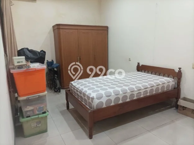 Rumah di Kembangan, 3 KM, Konsep Modern, Luas 150m² Bangunan 240m² Rumah di Kembangan, 3 KM, Konsep Modern, Luas 150m² Bangunan 240m²
