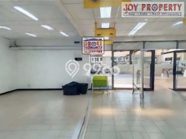 Dijual! Ruko di Intercon Jakarta Barat LT 332m2 / LB 380m2 Kawasan Strategis Dijual! Ruko di Intercon Jakarta Barat LT 332m2 / LB 380m2 Kawasan Strategis