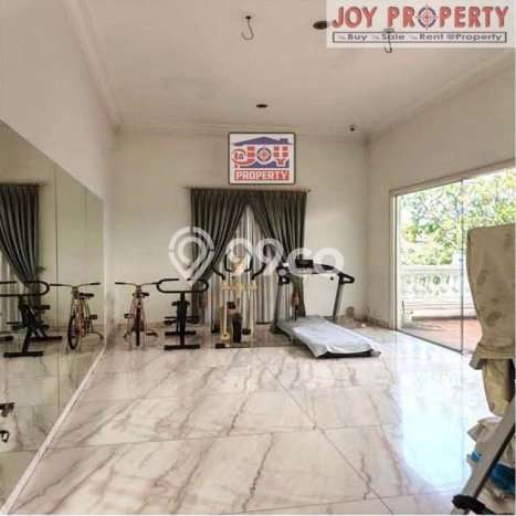 Rumah Elit LB 600m2 Siap Huni Desain Elegan di Intercon, Jakarta Barat Rumah Elit LB 600m2 Siap Huni Desain Elegan di Intercon, Jakarta Barat