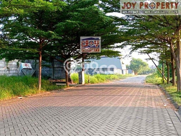 Dijual Tanah 720m2 di Intercon, Jakarta Barat Dijual Tanah 720m2 di Intercon, Jakarta Barat