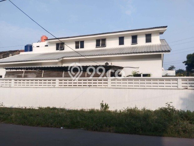 Rumah Elit Modern Siap Huni di Pondok Bambu Jakarta Timur Rumah Elit Modern Siap Huni di Pondok Bambu Jakarta Timur