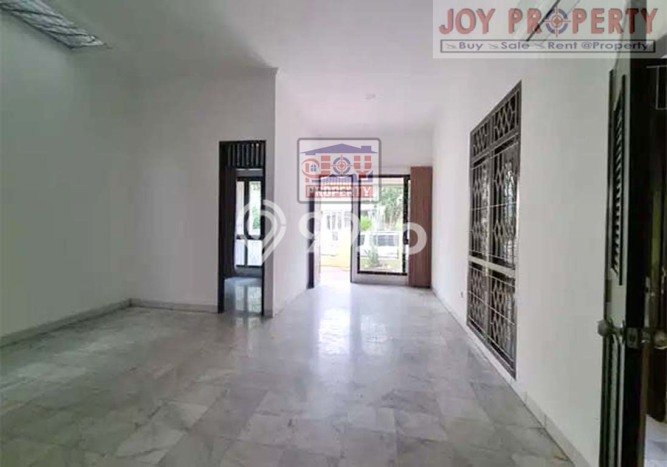 Sewa Rumah Harga Terjangkau di Intercon Jakarta Barat dengan 3 KT Sewa Rumah Harga Terjangkau di Intercon Jakarta Barat dengan 3 KT