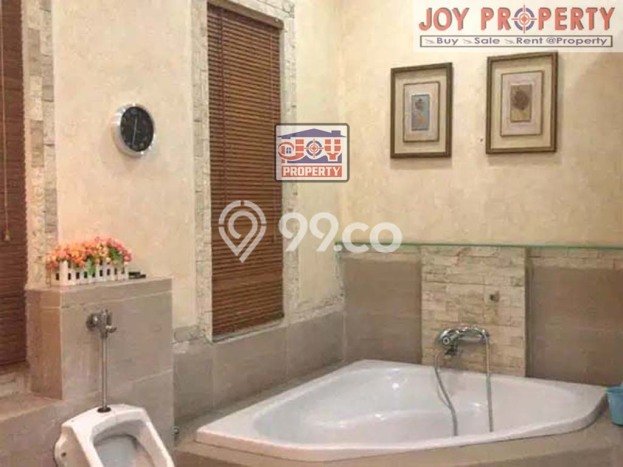 Rumah Luxury Modern Tanpa Renovasi di Pantai Indah Kapuk Jakarta Utara Rumah Luxury Modern Tanpa Renovasi di Pantai Indah Kapuk Jakarta Utara