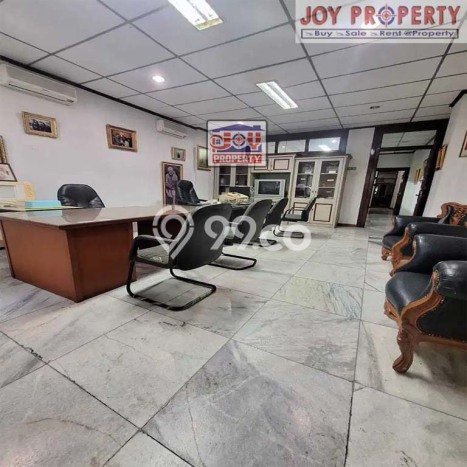 Ruko Dijual di Jakarta Utara LT 129m2 & LB 300m2 Lokasi Terbaik! Ruko Dijual di Jakarta Utara LT 129m2 & LB 300m2 Lokasi Terbaik!