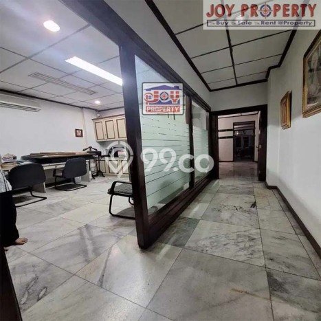 Ruko Dijual di Jakarta Utara LT 129m2 & LB 300m2 Lokasi Terbaik! Ruko Dijual di Jakarta Utara LT 129m2 & LB 300m2 Lokasi Terbaik!