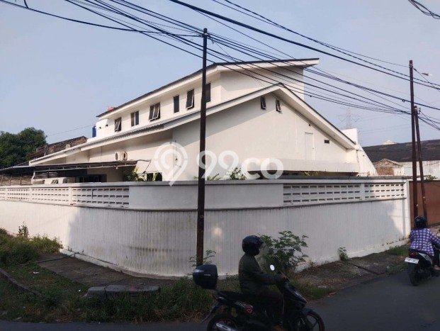 Rumah Elit Modern Siap Huni di Pondok Bambu Jakarta Timur Rumah Elit Modern Siap Huni di Pondok Bambu Jakarta Timur