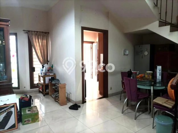 Rumah di Kembangan, 3 KM, Konsep Modern, Luas 150m² Bangunan 240m² Rumah di Kembangan, 3 KM, Konsep Modern, Luas 150m² Bangunan 240m²