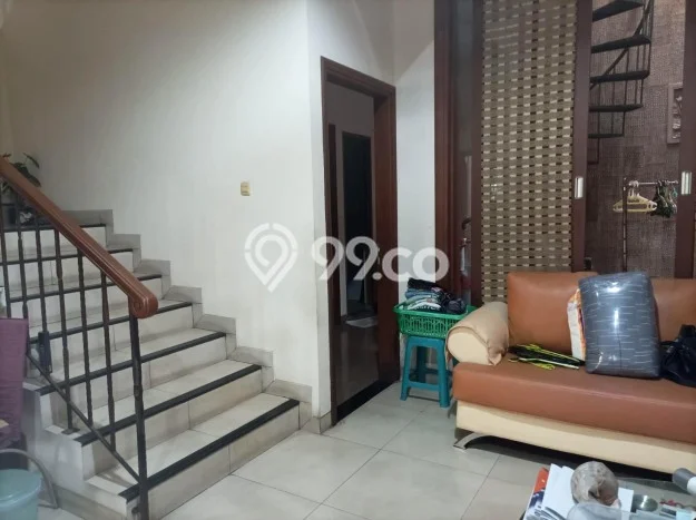 Rumah di Kembangan, 3 KM, Konsep Modern, Luas 150m² Bangunan 240m² Rumah di Kembangan, 3 KM, Konsep Modern, Luas 150m² Bangunan 240m²