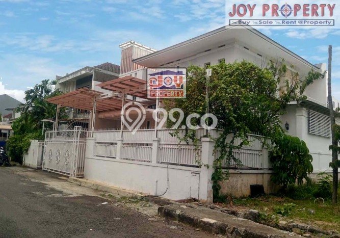 Rumah Luxury Modern Siap Huni di Intercon Jakarta Barat Rumah Luxury Modern Siap Huni di Intercon Jakarta Barat