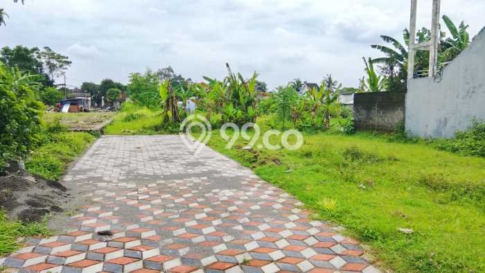 Tanah Kavling Dijual di Maguwoharjo, Yogyakarta dengan Luas Tanah 131m2 Tanah Kavling Dijual di Maguwoharjo, Yogyakarta dengan Luas Tanah 131m2