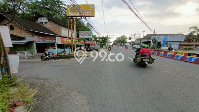Tanah Dijual Lokasi Gamping, Sleman dengan Luas Tanah 770m2 dan Status SHM Tanah Dijual Lokasi Gamping, Sleman dengan Luas Tanah 770m2 dan Status SHM