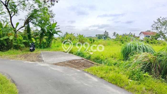 Lahan Dijual Lokasi Ngaglik, Sleman dengan Luas Tanah 226m2 dan Status SHM Lahan Dijual Lokasi Ngaglik, Sleman dengan Luas Tanah 226m2 dan Status SHM
