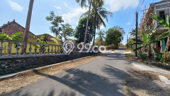 Tanah Kosong Dijual di Sleman dengan Area 136m2 Tanah Kosong Dijual di Sleman dengan Area 136m2