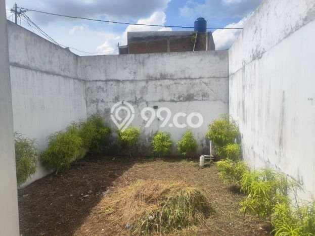 Rumah Luas Asri 2 KT Siap Huni di Gede Bage Bandung Rumah Luas Asri 2 KT Siap Huni di Gede Bage Bandung