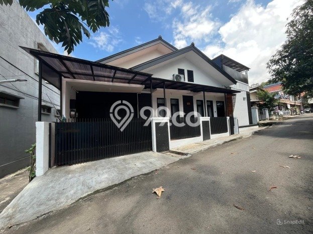 For Sale Hunian Rumah Terawat 4 Kamar di Tubagus Ismail, Bandung For Sale Hunian Rumah Terawat 4 Kamar di Tubagus Ismail, Bandung