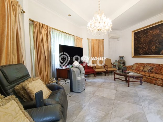 Sewa Rumah Modern di Kebayoran Baru Siap Pakai dan Kondisi Bagus Sewa Rumah Modern di Kebayoran Baru Siap Pakai dan Kondisi Bagus