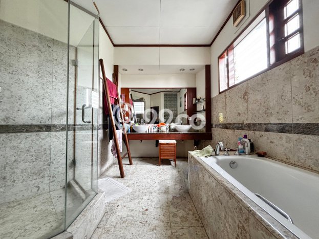 Rumah Mewah Siap Huni LT 951m2 di Cilandak, Jakarta Selatan Rumah Mewah Siap Huni LT 951m2 di Cilandak, Jakarta Selatan