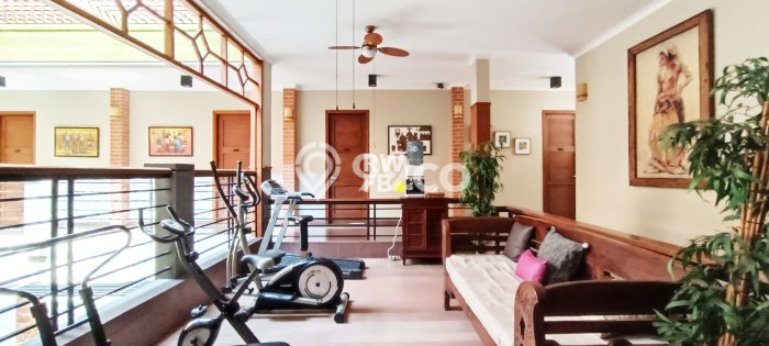 Hunian Eksklusif Dijual LT 1000m2 di Kebayoran Baru, Jakarta Selatan Hunian Eksklusif Dijual LT 1000m2 di Kebayoran Baru, Jakarta Selatan