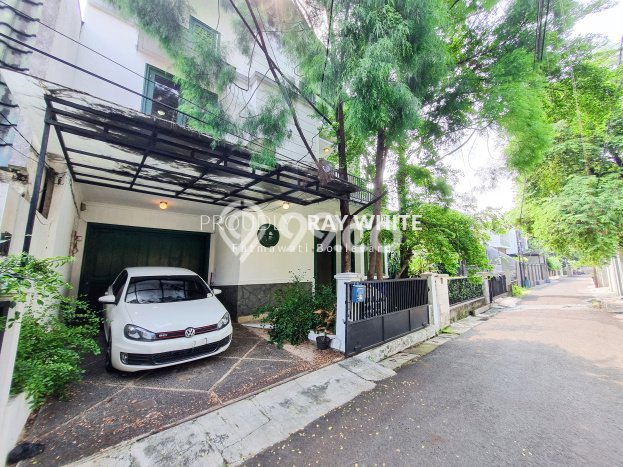Dijual Hunian Mewah dengan Fasilitas Sekitar Komplit di Kebayoran Baru, Jakarta Selatan Dijual Hunian Mewah dengan Fasilitas Sekitar Komplit di Kebayoran Baru, Jakarta Selatan