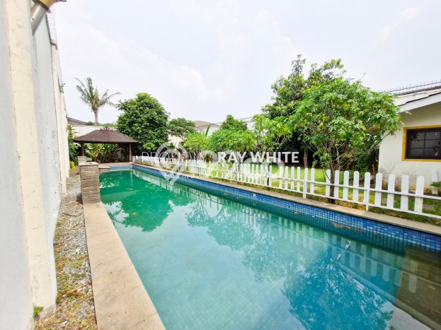 Best Deal Hunian Premium Ideal dan Luas di Cilandak, Jakarta Selatan Best Deal Hunian Premium Ideal dan Luas di Cilandak, Jakarta Selatan