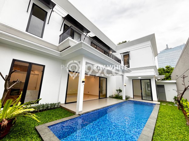 Dijual Rumah Elit Exclusive di Cilandak, Jakarta Selatan Dijual Rumah Elit Exclusive di Cilandak, Jakarta Selatan
