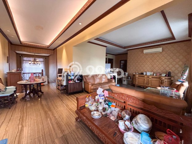 Rumah Elit Modern Tanpa Renovasi di Pejaten Jakarta Selatan Rumah Elit Modern Tanpa Renovasi di Pejaten Jakarta Selatan