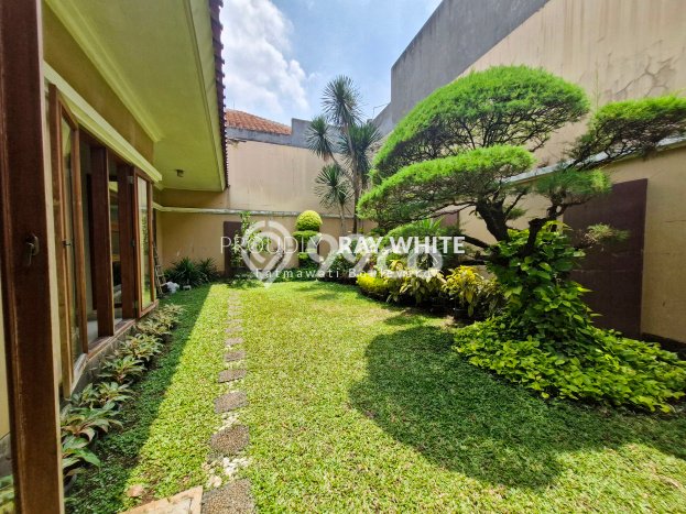 Siap Huni Rumah Mewah 4 Kamar di Cilandak Dekat ke Mana Pun Siap Huni Rumah Mewah 4 Kamar di Cilandak Dekat ke Mana Pun