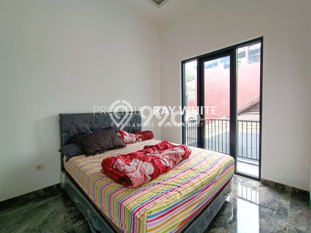 Siap Huni Hunian Elit 5 Kamar di Cilandak Dekat ke Mana Pun Siap Huni Hunian Elit 5 Kamar di Cilandak Dekat ke Mana Pun