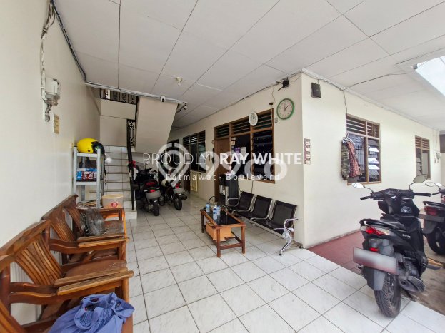 Rumah Kost untuk Dijual di Kuningan Punya 41 Kamar Rumah Kost untuk Dijual di Kuningan Punya 41 Kamar
