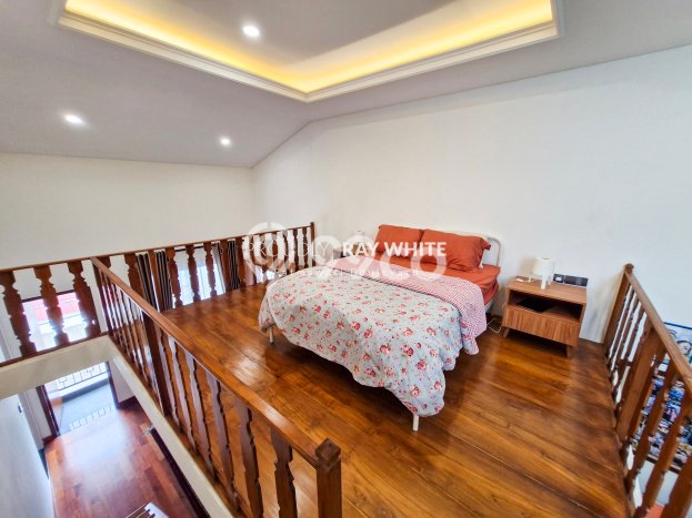 Ready to Use! Premium House LT 430m2 Desain Modern di Kemang Ready to Use! Premium House LT 430m2 Desain Modern di Kemang