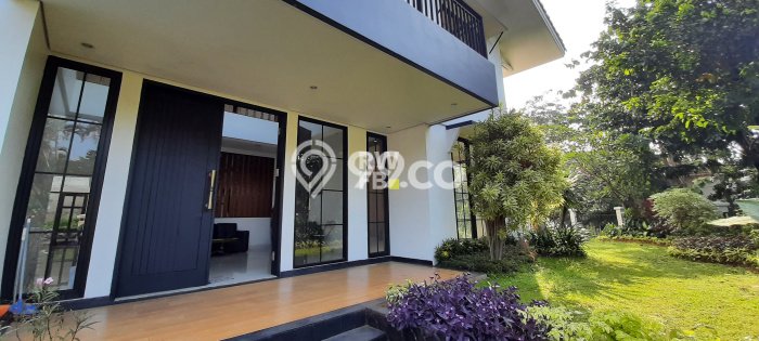 Dijual Rumah Luas Megah Dengan View Cantik di Pondok Indah, Jakarta Selatan Dijual Rumah Luas Megah Dengan View Cantik di Pondok Indah, Jakarta Selatan