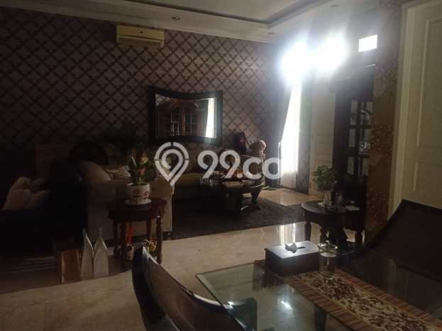 Rumah Mewah LB 300m2 Siap Huni Desain Elegan di Kayu Putih, Jakarta Timur Rumah Mewah LB 300m2 Siap Huni Desain Elegan di Kayu Putih, Jakarta Timur