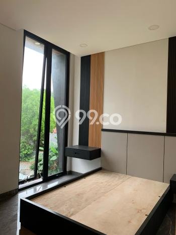 Siap Huni Rumah Mewah 4 Kamar di Cilandak Dekat ke Mana Pun Siap Huni Rumah Mewah 4 Kamar di Cilandak Dekat ke Mana Pun