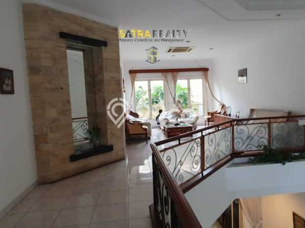 Dijual Rumah Luas Megah Dengan View Eksklusif di Pondok Indah, Jakarta Selatan Dijual Rumah Luas Megah Dengan View Eksklusif di Pondok Indah, Jakarta Selatan