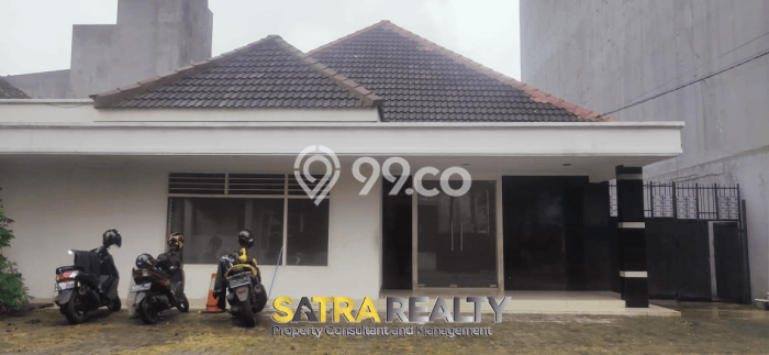 Rumah Eksklusif Dijual LT 587m2 di Tanah Abang, Jakarta Pusat Rumah Eksklusif Dijual LT 587m2 di Tanah Abang, Jakarta Pusat