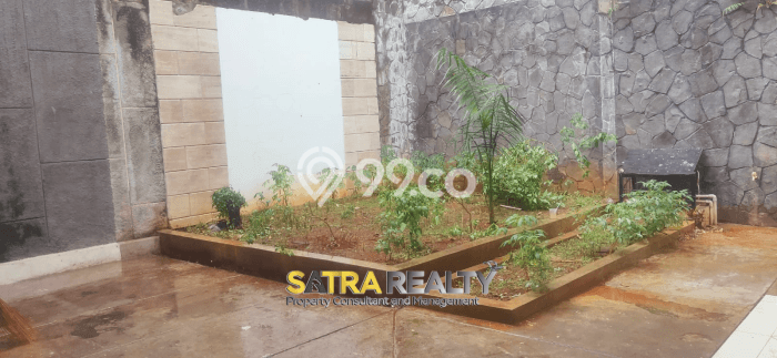 Rumah Eksklusif Dijual LT 587m2 di Tanah Abang, Jakarta Pusat Rumah Eksklusif Dijual LT 587m2 di Tanah Abang, Jakarta Pusat