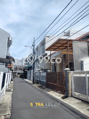 Jual Rumah Luas Megah Dengan View Cantik di Grogol, Jakarta Barat Jual Rumah Luas Megah Dengan View Cantik di Grogol, Jakarta Barat