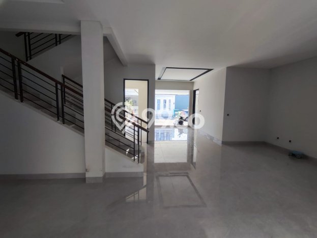 For Sale! Premium House LT 180m2 Desain Elegan di BSD City For Sale! Premium House LT 180m2 Desain Elegan di BSD City