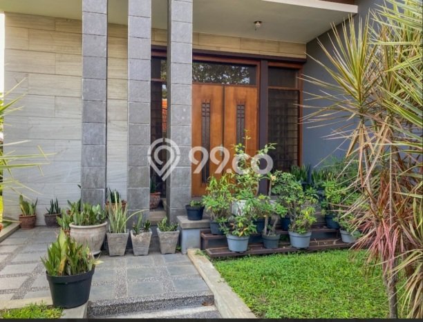 Hunian Mewah LB 321m2 Siap Pakai Desain Elegan di Turangga, Bandung Hunian Mewah LB 321m2 Siap Pakai Desain Elegan di Turangga, Bandung