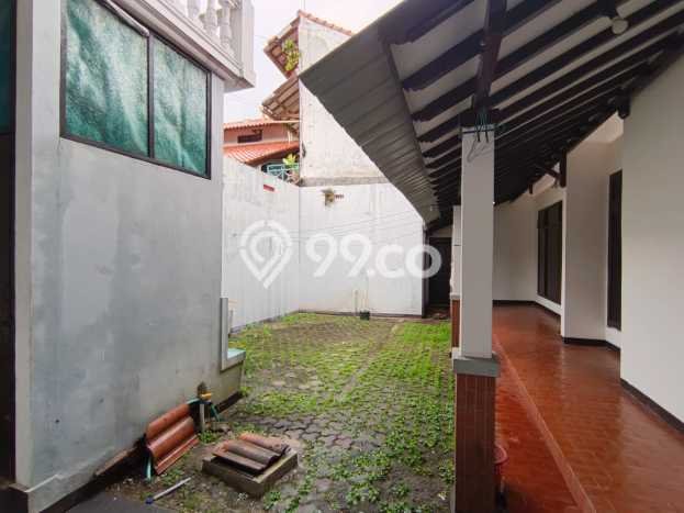 Disewakan Rumah Harga Terjangkau di Cihanjuang Bandung dengan 11 Kamar Tidur Disewakan Rumah Harga Terjangkau di Cihanjuang Bandung dengan 11 Kamar Tidur
