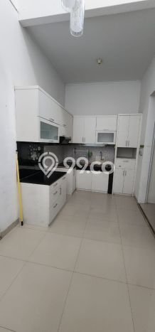 Rumah Modern 4 Kamar LT 102m2 di Taman Kopo Indah Rumah Modern 4 Kamar LT 102m2 di Taman Kopo Indah