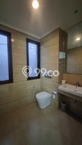 Rumah Elit Modern Tanpa Renovasi di Setra Sari Bandung Rumah Elit Modern Tanpa Renovasi di Setra Sari Bandung