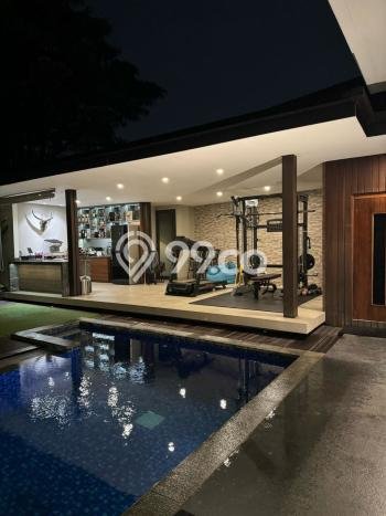 Rumah Mewah LB 1200m2 Siap Pakai Desain Elegan di Pasteur, Bandung Rumah Mewah LB 1200m2 Siap Pakai Desain Elegan di Pasteur, Bandung